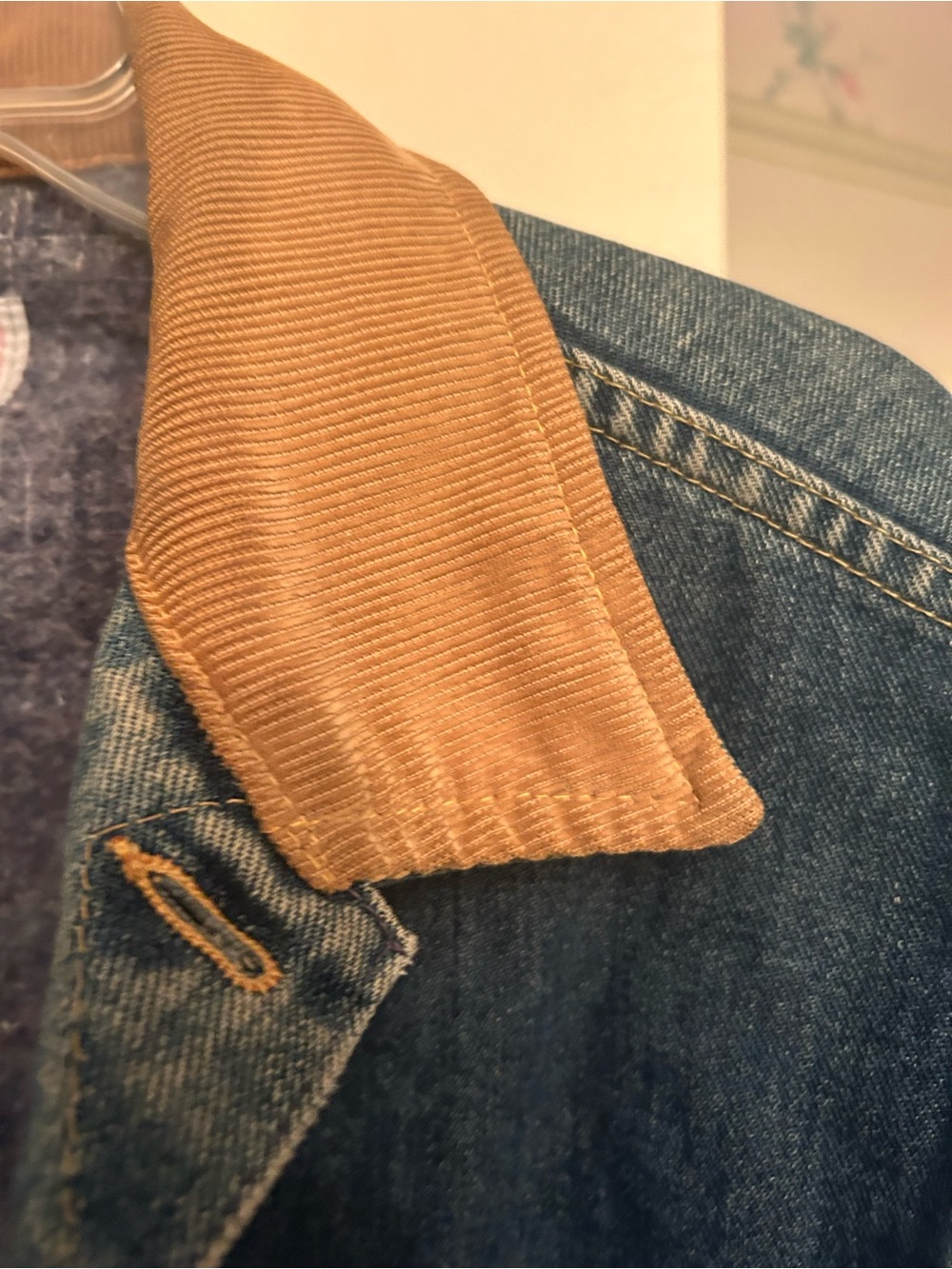 Lee Men's Denim Jacket with Tan Corduroy Collar